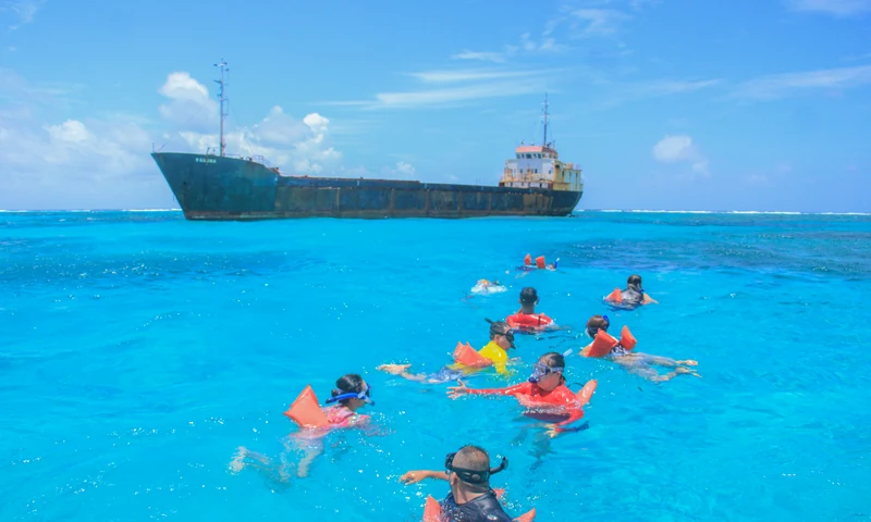 Corn Island & Cayos Perlas - Untouched Caribbean Turquoise Ocean & Secluded Cayes